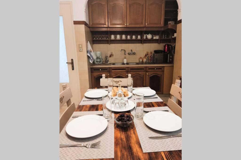 Apartment 95 M2, Center Of Sitia, Wifi, 350M Beach Екстериор снимка
